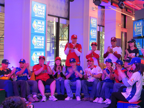 WBC-Fan-Cave-GroupShot